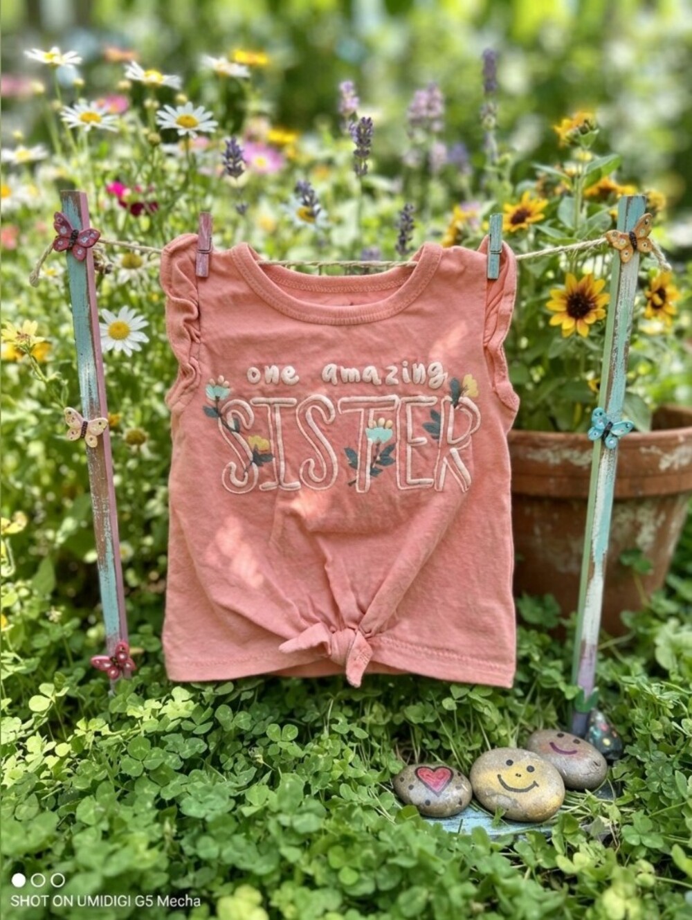 5/$100 One Amazing Sister Pink Tie-Front Kids Top 🌸